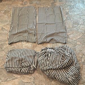 Chaps KING Stripped Blue & Beige/Light Tan Sheet Set With Pillow Cases